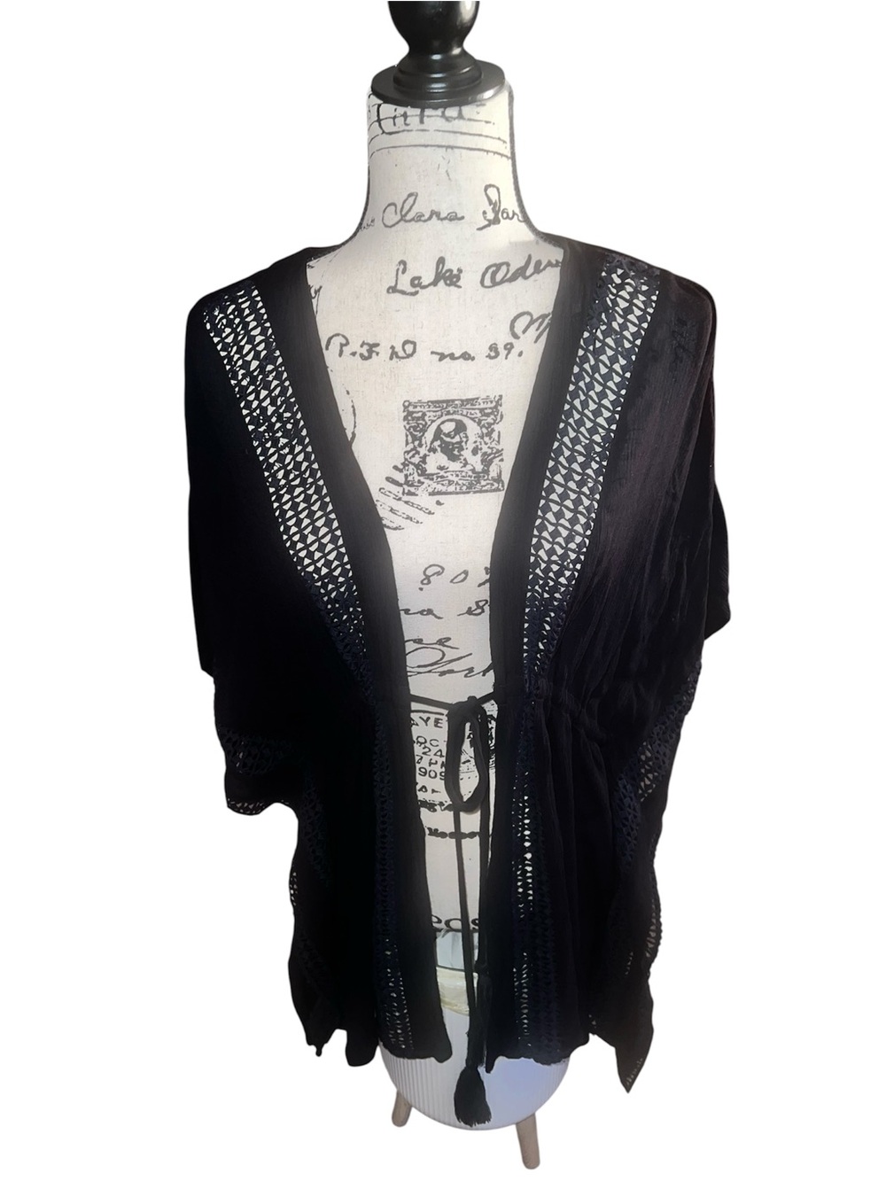 Elan black crochet-trim kimono cover-up. S